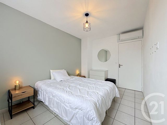 Appartement T2 &agrave; louer - 2 pi&egrave;ces - 48,70 m2 - Chateaurenard - 13 - PROVENCE-ALPES-COTE-D-AZUR