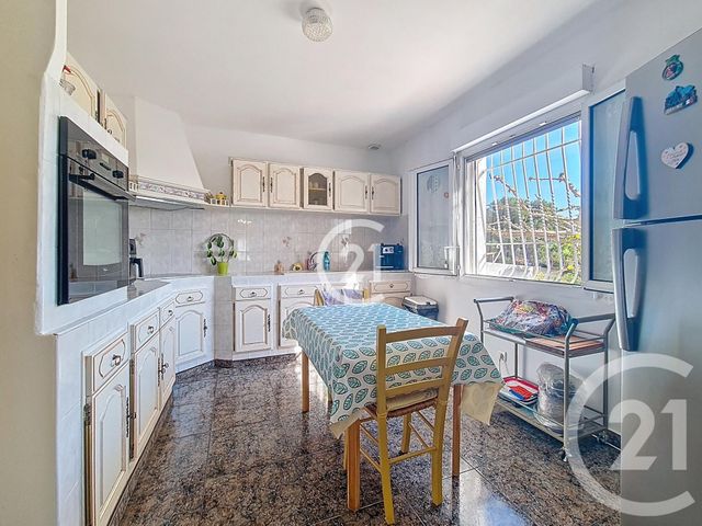 Maison à vendre - 5 pièces - 136 m2 - Chateaurenard - 13 - PROVENCE-ALPES-COTE-D-AZUR