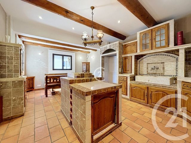 Maison &agrave; vendre - 6 pi&egrave;ces - 191,20 m2 - Eyragues - 13 - PROVENCE-ALPES-COTE-D-AZUR