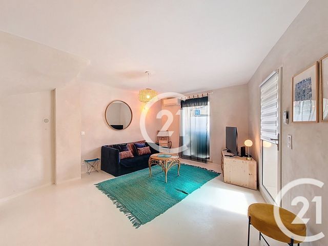 Appartement T3 à vendre - 3 pièces - 55,58 m2 - St Remy De Provence - 13 - PROVENCE-ALPES-COTE-D-AZUR