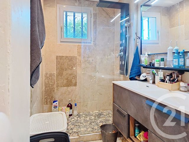 Appartement T3 &agrave; vendre - 3 pi&egrave;ces - 82,56 m2 - Chateaurenard - 13 - PROVENCE-ALPES-COTE-D-AZUR