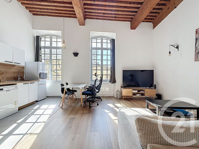 Appartement T4 &agrave; vendre - 4 pi&egrave;ces - 67,35 m2 - Tarascon - 13 - PROVENCE-ALPES-COTE-D-AZUR