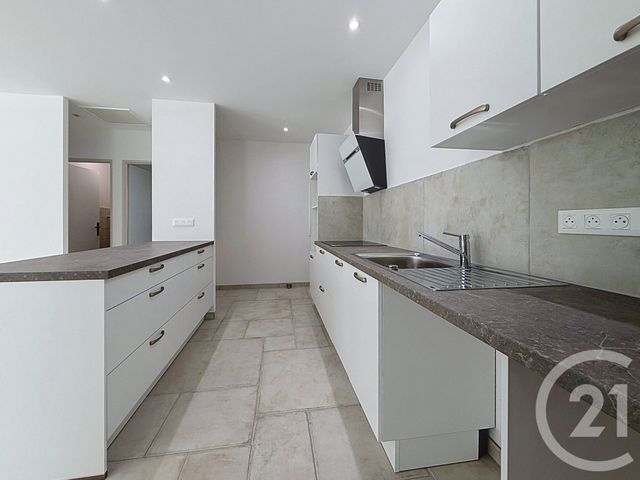 Maison &agrave; louer - 4 pi&egrave;ces - 91,63 m2 - Noves - 13 - PROVENCE-ALPES-COTE-D-AZUR