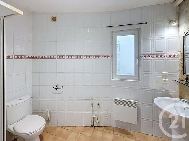 Maison &agrave; louer - 3 pi&egrave;ces - 60,47 m2 - Barbentane - 13 - PROVENCE-ALPES-COTE-D-AZUR