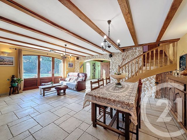 Maison &agrave; vendre - 6 pi&egrave;ces - 188,70 m2 - Noves - 13 - PROVENCE-ALPES-COTE-D-AZUR