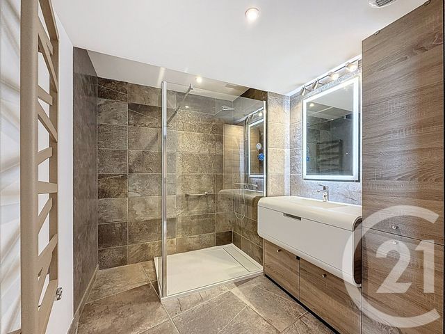 Appartement T3 &agrave; louer - 3 pi&egrave;ces - 62,39 m2 - Chateaurenard - 13 - PROVENCE-ALPES-COTE-D-AZUR