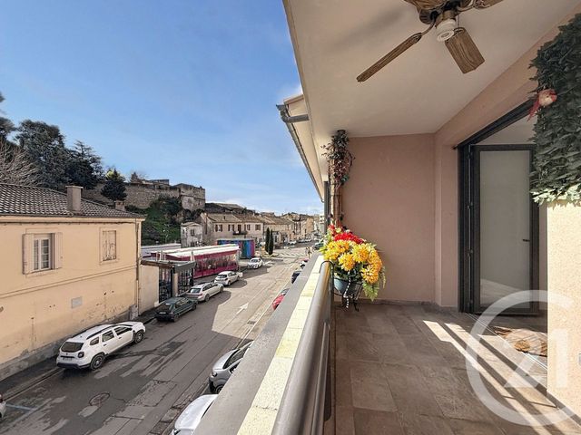 Appartement T3 &agrave; louer - 3 pi&egrave;ces - 62,39 m2 - Chateaurenard - 13 - PROVENCE-ALPES-COTE-D-AZUR