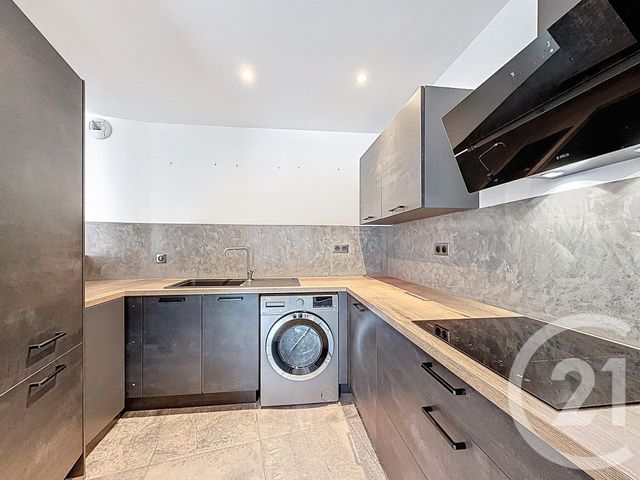 Appartement T3 &agrave; louer - 3 pi&egrave;ces - 62,39 m2 - Chateaurenard - 13 - PROVENCE-ALPES-COTE-D-AZUR