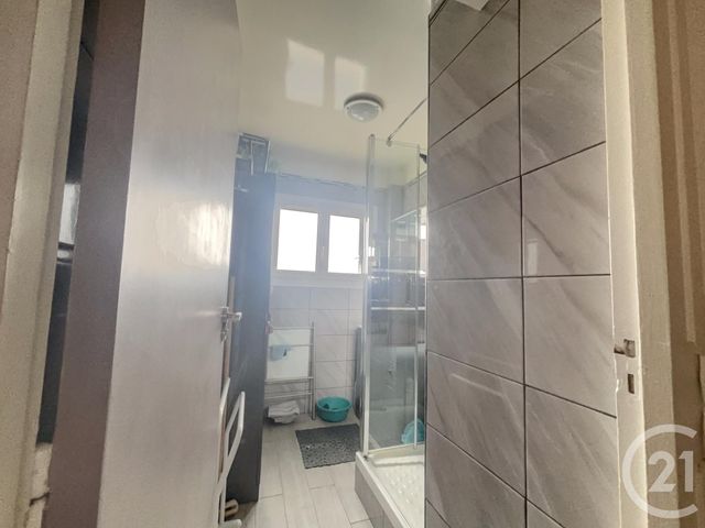 Appartement F5 à vendre - 5 pièces - 72,98 m2 - Drancy - 93 - ILE-DE-FRANCE