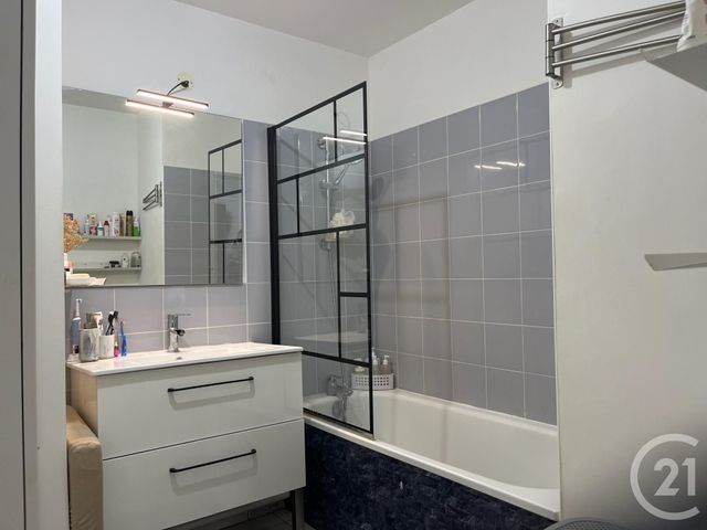 Appartement F4 à vendre - 4 pièces - 76,91 m2 - Le Blanc Mesnil - 93 - ILE-DE-FRANCE