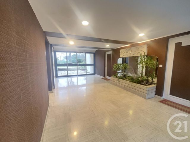 Appartement F3 &agrave; vendre - 3 pi&egrave;ces - 74,33 m2 - Le Bourget - 93 - ILE-DE-FRANCE