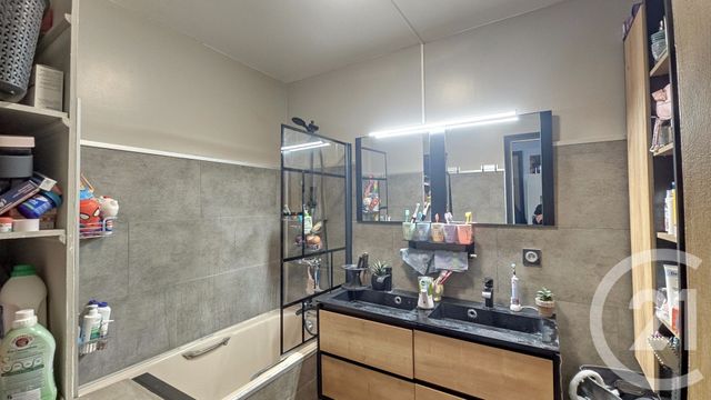 Appartement F4 &agrave; vendre - 4 pi&egrave;ces - 77,17 m2 - Drancy - 93 - ILE-DE-FRANCE