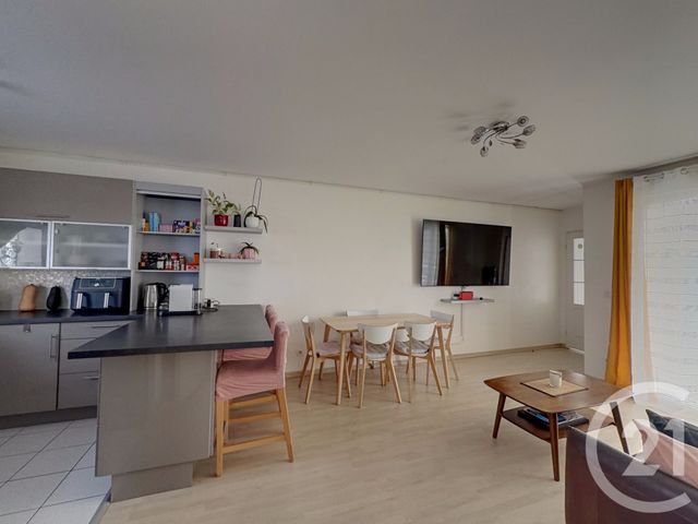 Appartement 4 pièces 71 m² · au Blanc-Mesnil · 71,4 m² · 279 000 €