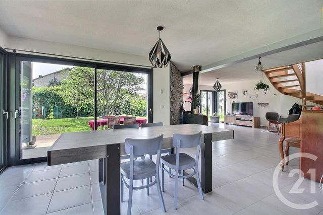 Maison &agrave; vendre - 7 pi&egrave;ces - 175 m2 - Cervens - 74 - RHONE-ALPES