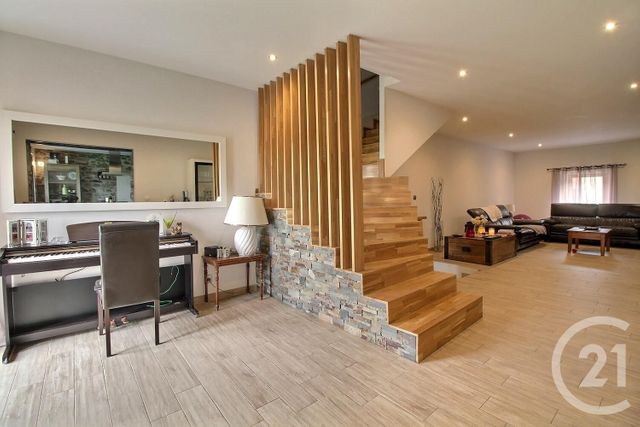 Maison &agrave; vendre - 8 pi&egrave;ces - 215,90 m2 - Bons En Chablais - 74 - RHONE-ALPES