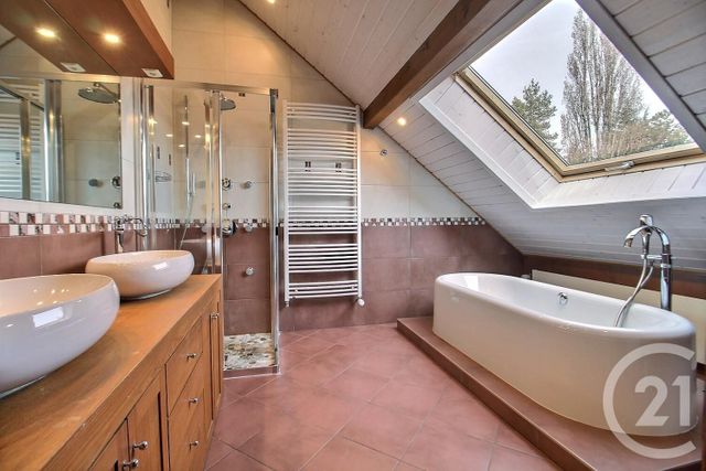 Maison &agrave; vendre - 9 pi&egrave;ces - 240 m2 - Veigy Foncenex - 74 - RHONE-ALPES