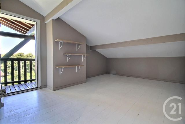 Maison &agrave; vendre - 6 pi&egrave;ces - 200,22 m2 - Bons En Chablais - 74 - RHONE-ALPES