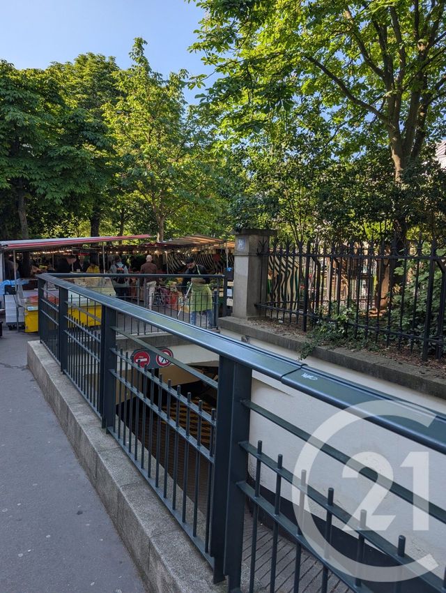 Appartement Studio &agrave; vendre - 1 pi&egrave;ce - 16 m2 - Paris - 75018 - ILE-DE-FRANCE