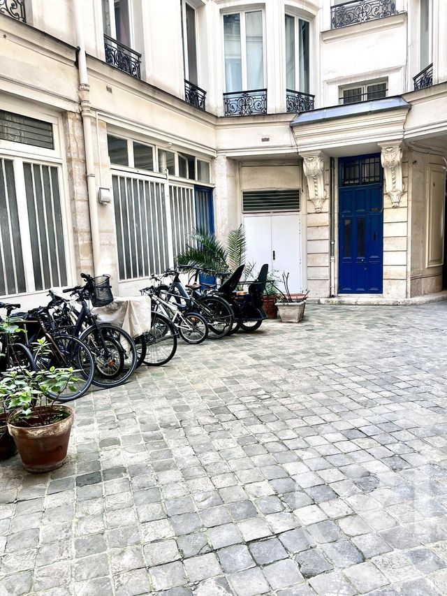 Appartement F2 &agrave; vendre - 2 pi&egrave;ces - 40 m2 - Paris - 75009 - ILE-DE-FRANCE