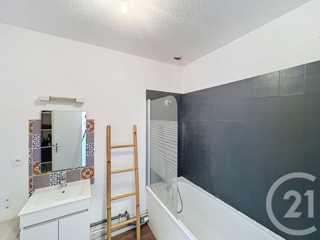 Appartement T3 &agrave; vendre - 3 pi&egrave;ces - 61,18 m2 - Auch - 32 - MIDI-PYRENEES