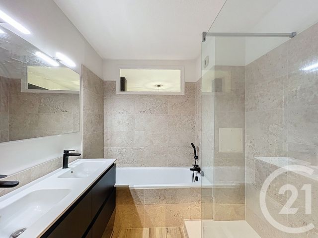 Appartement T3 &agrave; vendre - 4 pi&egrave;ces - 84,65 m2 - Auch - 32 - MIDI-PYRENEES