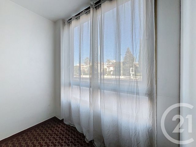 Appartement Studio à louer - 1 pièce - 28,09 m2 - Cannes - 06 - PROVENCE-ALPES-COTE-D-AZUR