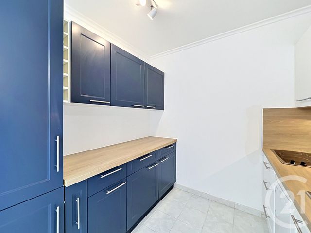 Appartement F2 &agrave; louer - 2 pi&egrave;ces - 31,52 m2 - Theoule Sur Mer - 06 - PROVENCE-ALPES-COTE-D-AZUR