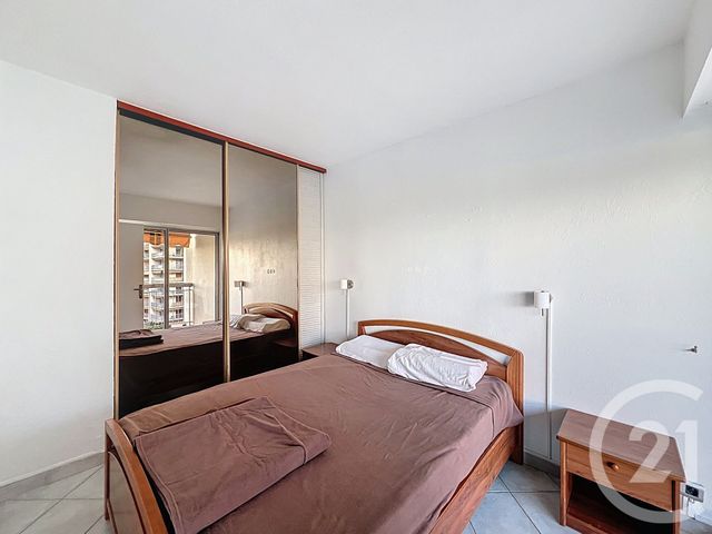 Appartement T2 à louer - 2 pièces - 32,39 m2 - Mandelieu La Napoule - 06 - PROVENCE-ALPES-COTE-D-AZUR