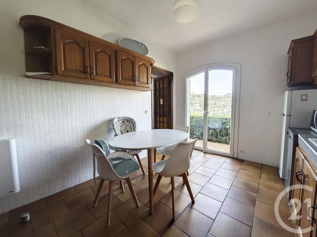 Appartement F3 &agrave; louer - 3 pi&egrave;ces - 97,33 m2 - Mandelieu La Napoule - 06 - PROVENCE-ALPES-COTE-D-AZUR