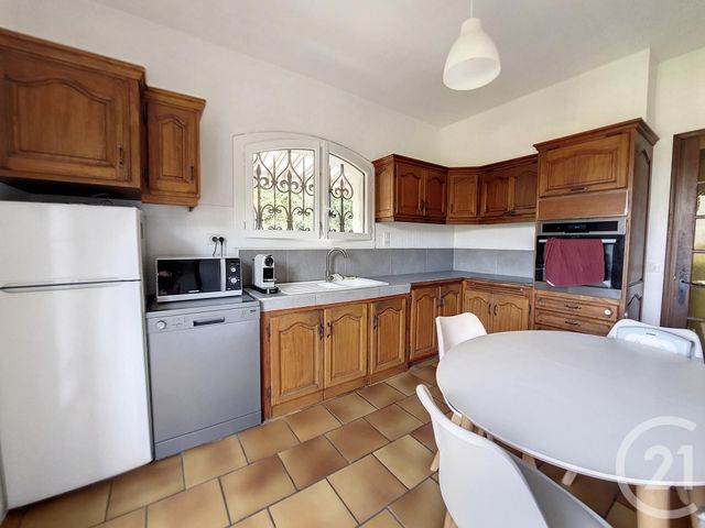 Appartement F3 &agrave; louer - 3 pi&egrave;ces - 97,33 m2 - Mandelieu La Napoule - 06 - PROVENCE-ALPES-COTE-D-AZUR