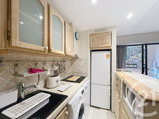 Appartement F1 &agrave; louer - 1 pi&egrave;ce - 34,03 m2 - Mandelieu La Napoule - 06 - PROVENCE-ALPES-COTE-D-AZUR