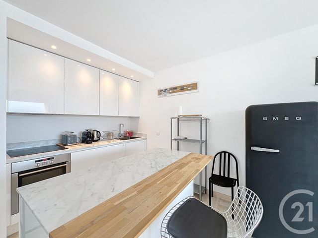 Appartement F3 &agrave; louer - 3 pi&egrave;ces - 56,31 m2 - Mandelieu La Napoule - 06 - PROVENCE-ALPES-COTE-D-AZUR