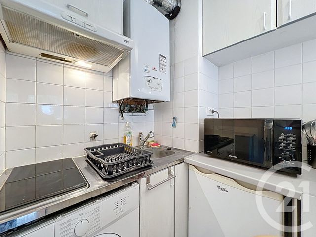 Appartement Studio &agrave; louer - 1 pi&egrave;ce - 21,72 m2 - Mandelieu La Napoule - 06 - PROVENCE-ALPES-COTE-D-AZUR