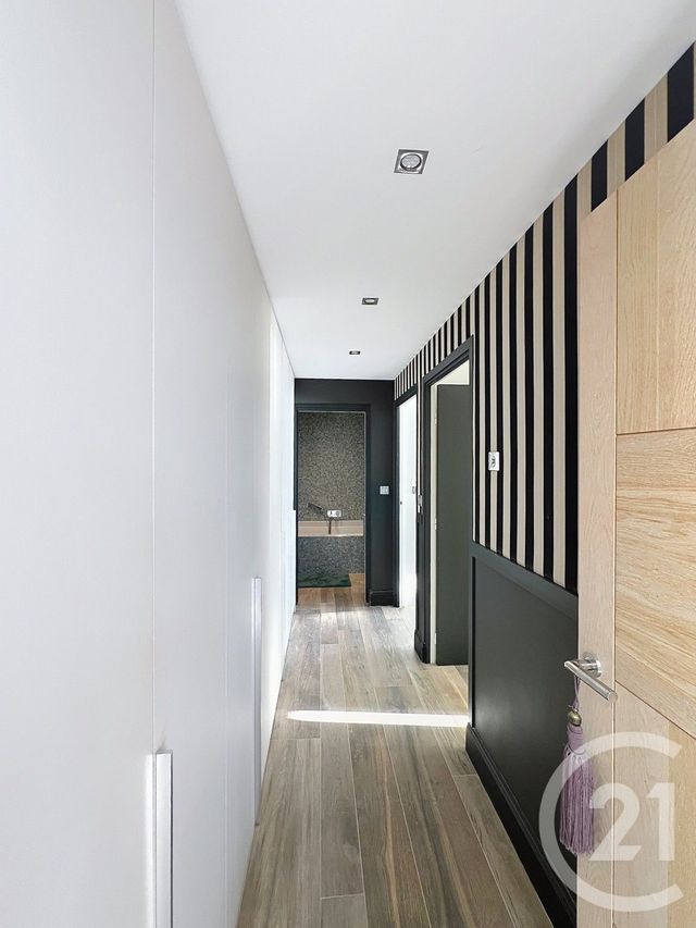 Appartement F5 &agrave; louer - 5 pi&egrave;ces - 107,46 m2 - Vallauris - 06 - PROVENCE-ALPES-COTE-D-AZUR