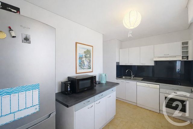 Appartement F2 &agrave; louer - 2 pi&egrave;ces - 46,47 m2 - Mandelieu La Napoule - 06 - PROVENCE-ALPES-COTE-D-AZUR