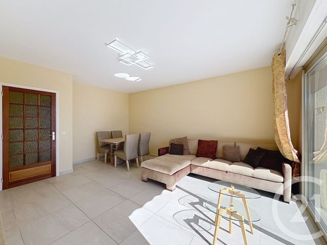 Appartement T2 &agrave; louer - 2 pi&egrave;ces - 52,68 m2 - Mandelieu La Napoule - 06 - PROVENCE-ALPES-COTE-D-AZUR