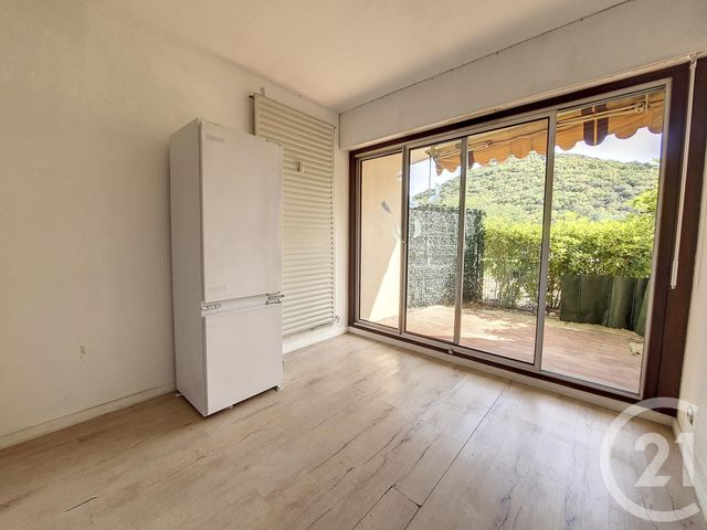 Appartement Studio &agrave; louer - 1 pi&egrave;ce - 16,43 m2 - Mandelieu La Napoule - 06 - PROVENCE-ALPES-COTE-D-AZUR