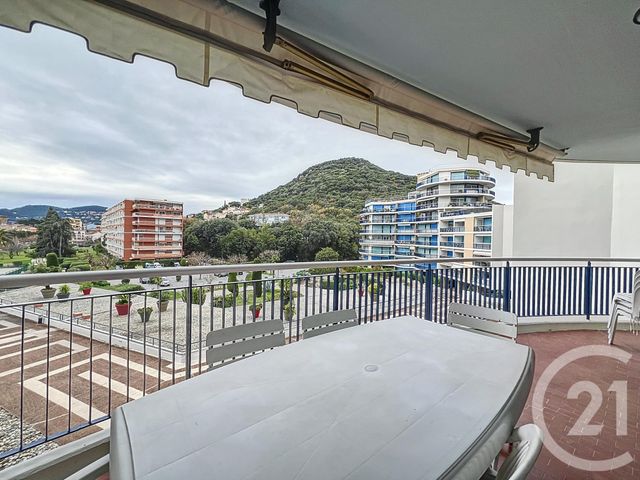 Appartement T2 &agrave; louer - 2 pi&egrave;ces - 49,66 m2 - Mandelieu La Napoule - 06 - PROVENCE-ALPES-COTE-D-AZUR