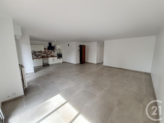 Appartement F3 &agrave; louer - 3 pi&egrave;ces - 83,34 m2 - Mandelieu La Napoule - 06 - PROVENCE-ALPES-COTE-D-AZUR