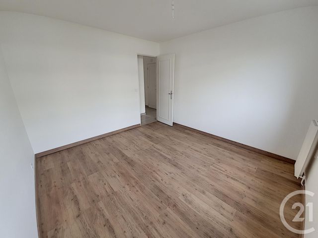 Appartement F3 &agrave; louer - 3 pi&egrave;ces - 83,34 m2 - Mandelieu La Napoule - 06 - PROVENCE-ALPES-COTE-D-AZUR