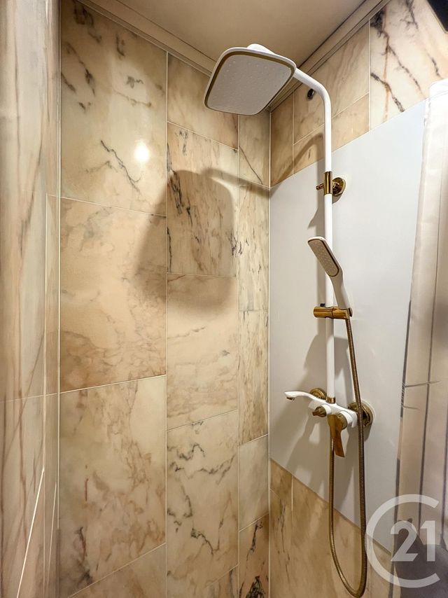 Appartement Studio &agrave; louer - 1 pi&egrave;ce - 18,82 m2 - Mandelieu La Napoule - 06 - PROVENCE-ALPES-COTE-D-AZUR