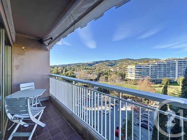 Appartement Studio &agrave; louer - 1 pi&egrave;ce - 18,82 m2 - Mandelieu La Napoule - 06 - PROVENCE-ALPES-COTE-D-AZUR