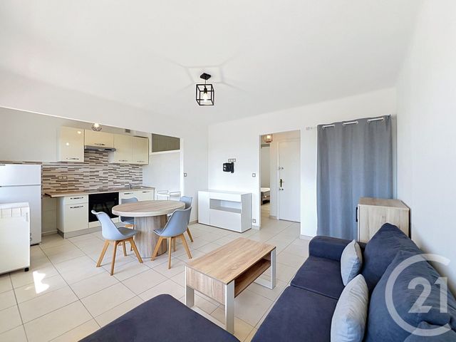 Appartement T2 &agrave; louer - 2 pi&egrave;ces - 38,39 m2 - Mandelieu La Napoule - 06 - PROVENCE-ALPES-COTE-D-AZUR