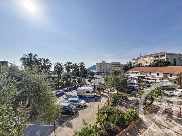 Appartement T2 &agrave; louer - 2 pi&egrave;ces - 38,39 m2 - Mandelieu La Napoule - 06 - PROVENCE-ALPES-COTE-D-AZUR
