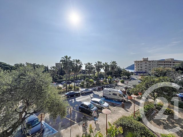 Appartement T2 &agrave; louer - 2 pi&egrave;ces - 38,39 m2 - Mandelieu La Napoule - 06 - PROVENCE-ALPES-COTE-D-AZUR