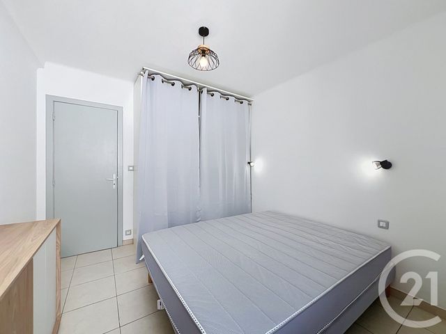 Appartement T2 &agrave; louer - 2 pi&egrave;ces - 38,39 m2 - Mandelieu La Napoule - 06 - PROVENCE-ALPES-COTE-D-AZUR