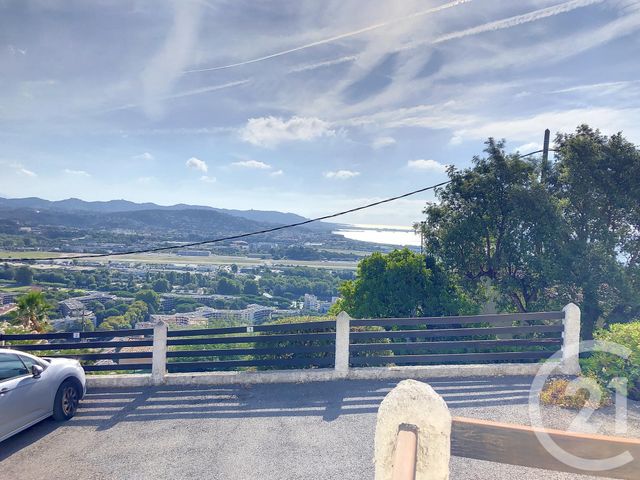 Appartement T2 &agrave; louer - 2 pi&egrave;ces - 46,88 m2 - Mandelieu La Napoule - 06 - PROVENCE-ALPES-COTE-D-AZUR