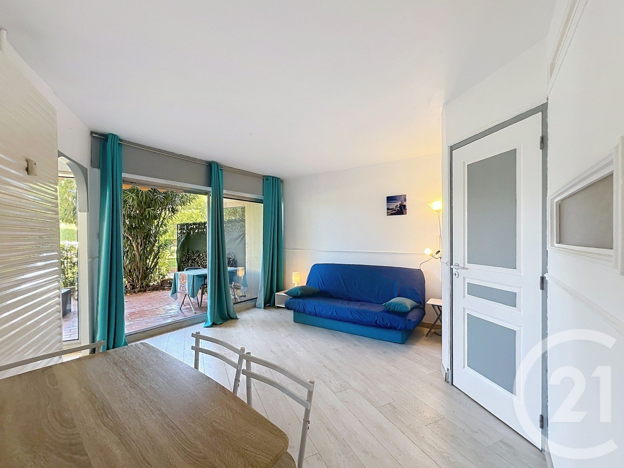 Appartement à Mandelieu-la-Napoule