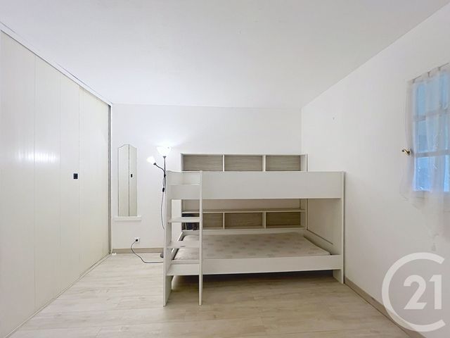 Appartement T2 &agrave; louer - 2 pi&egrave;ces - 44,41 m2 - Mandelieu La Napoule - 06 - PROVENCE-ALPES-COTE-D-AZUR