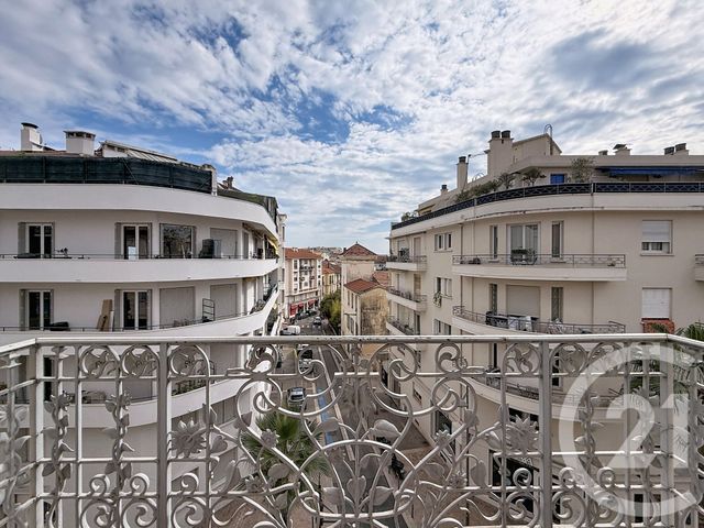 Appartement Studio &agrave; louer - 1 pi&egrave;ce - 14,76 m2 - Cannes - 06 - PROVENCE-ALPES-COTE-D-AZUR